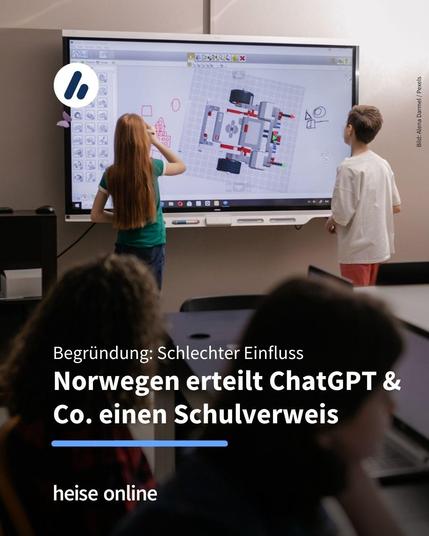 Das Bild zeigt ein Klassenzimmer. Zwei Kinder sind an einer digitalen Tafel. Im Bild steht: "Begründung: Schlechter Einfluss
Norwegen erteilt ChatGPT & Co. einen Schulverweis" 